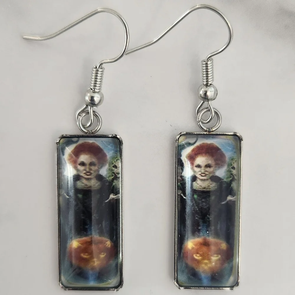​Halloween Hocus Pocus Mary Sanderson Pumpkin Earrings